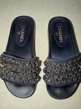 Authentic Chanel Chain Slides Mules Sandals Navy & Gold CC Charm Sz 5 Excel Cond
